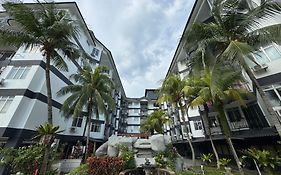 Golden Straits Villas Beach Resort